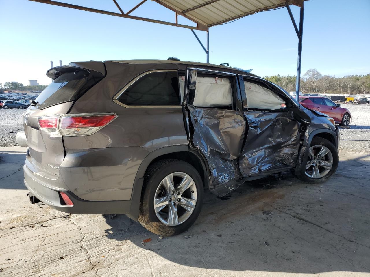 2015 TOYOTA HIGHLANDER - Фото 3