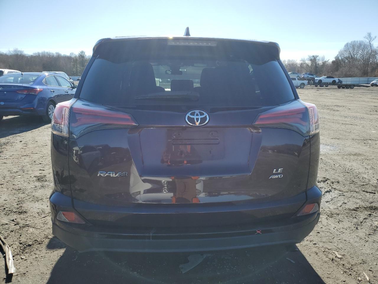 2018 TOYOTA RAV4 LE - Image 6