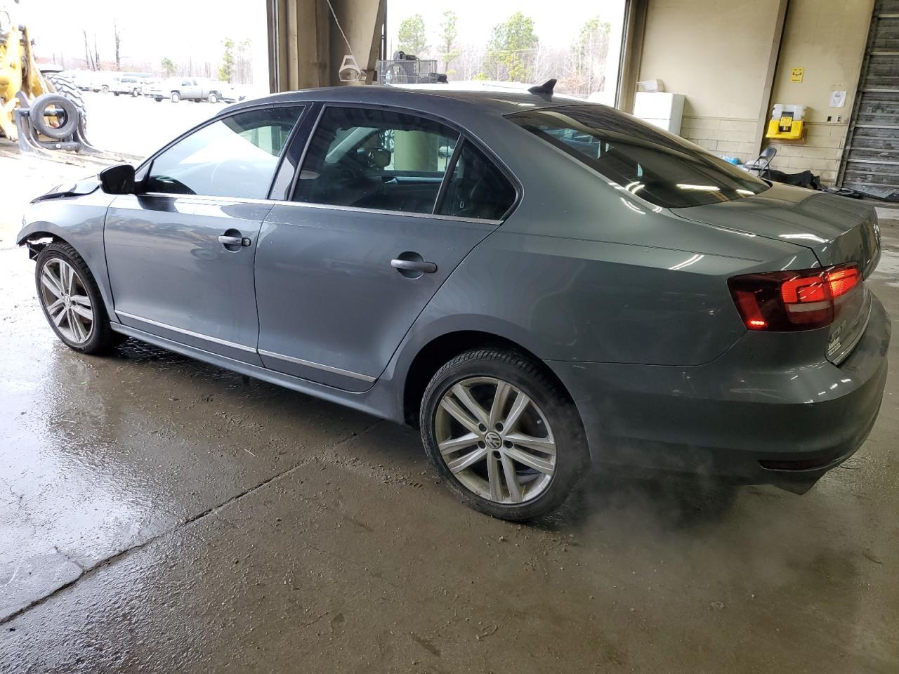 2017 VOLKSWAGEN JETTA SEL - Image 2