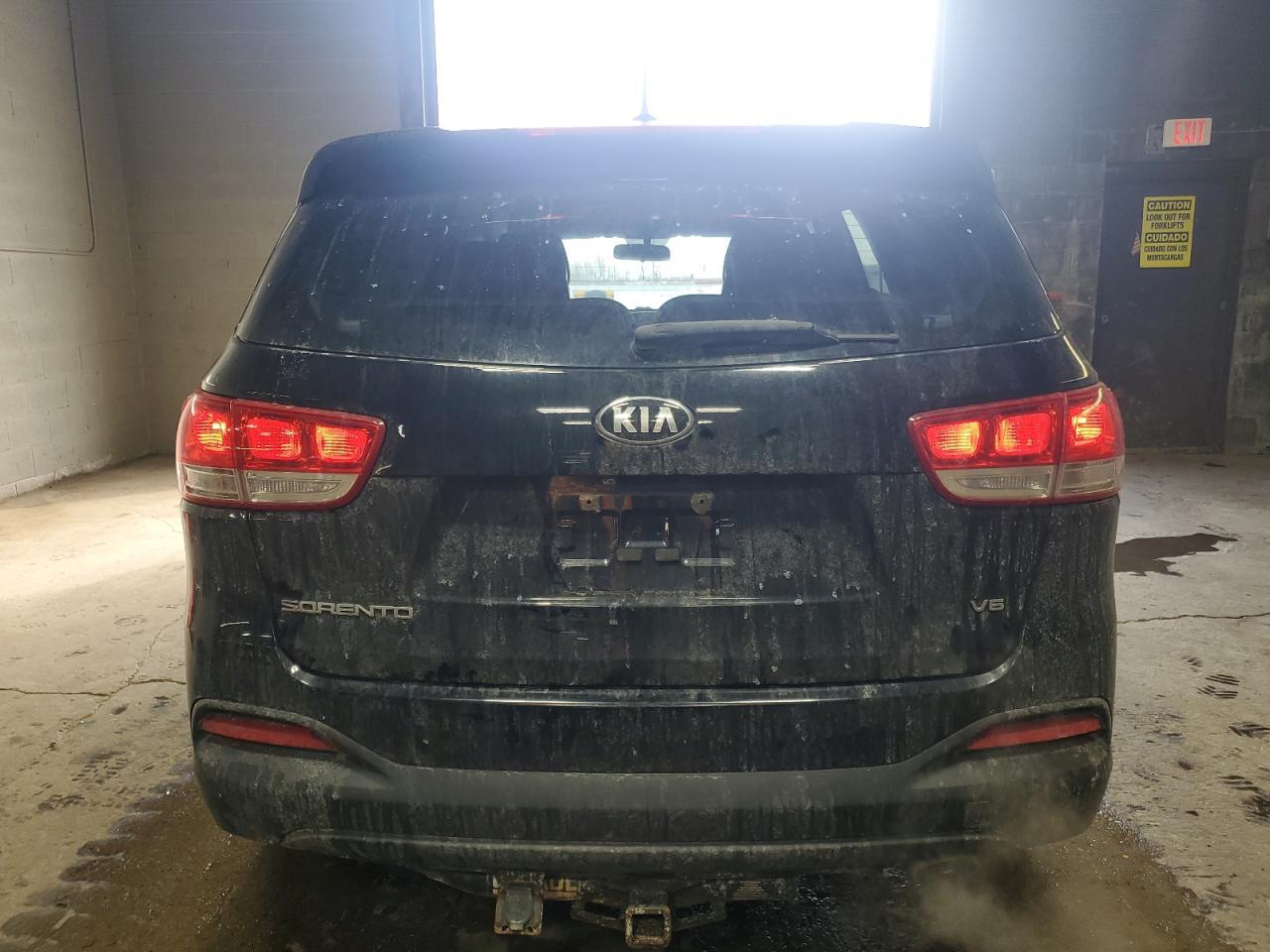 2016 KIA SORENTO LX - Image 6