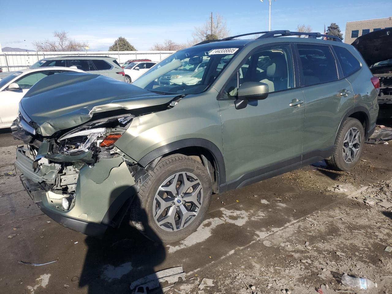 2021 SUBARU FORESTER P