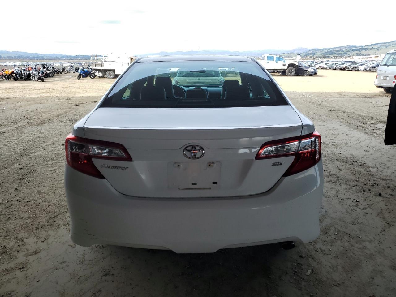 2013 TOYOTA CAMRY L - Image 6