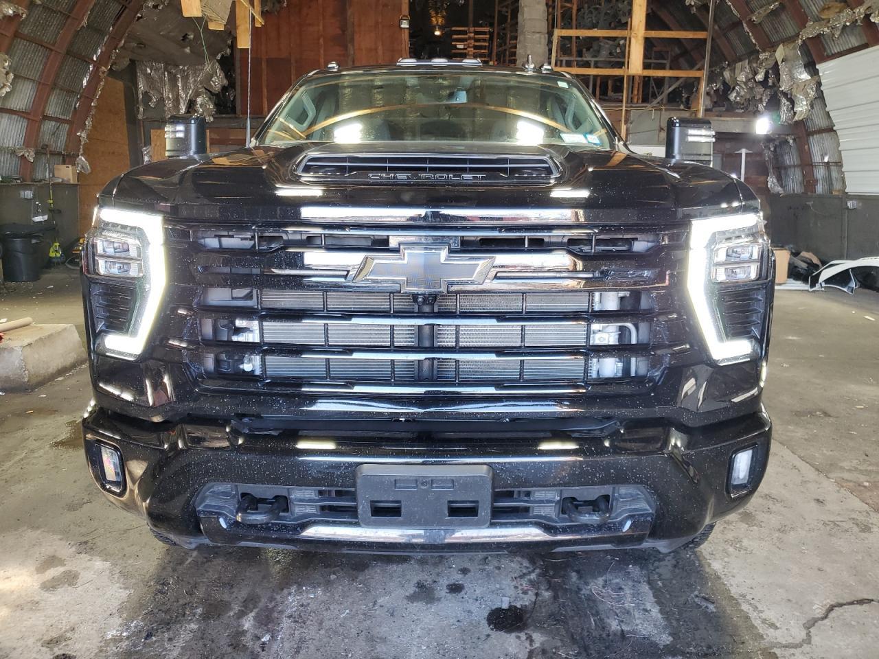 2024 CHEVROLET SILVERADO - Image 5
