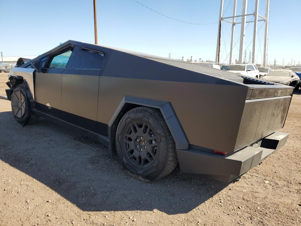 2024 TESLA CYBERTRUCK - Image 2
