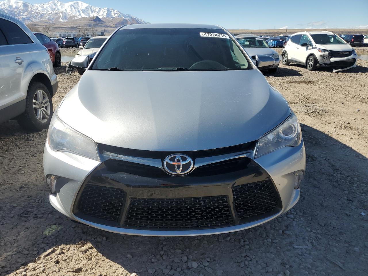 2017 TOYOTA CAMRY LE - Image 5
