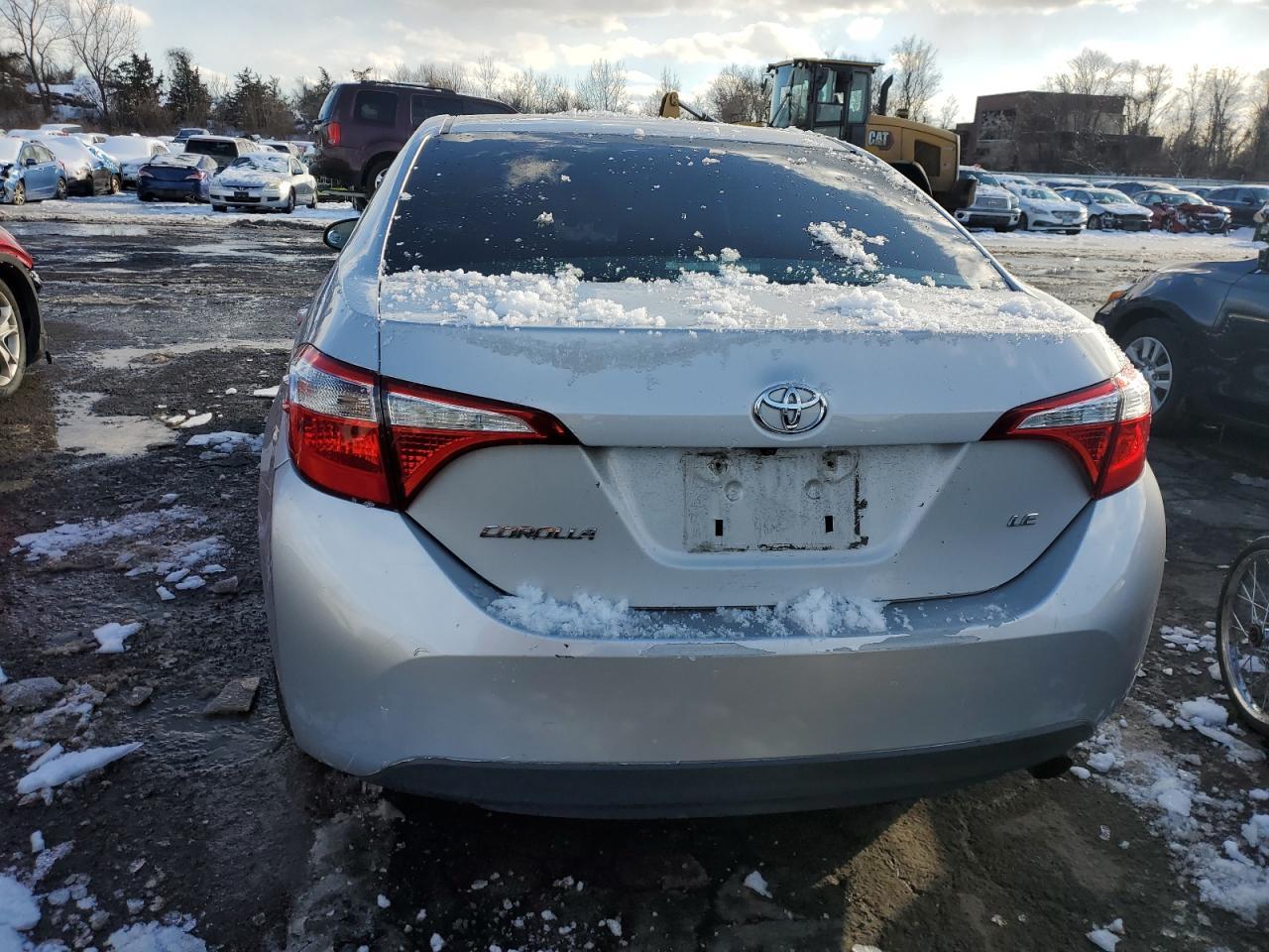 2014 TOYOTA COROLLA L - Image 6