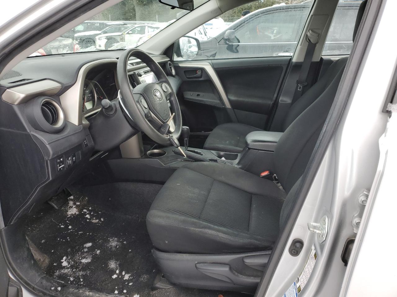 2015 TOYOTA RAV4 LE - Image 7