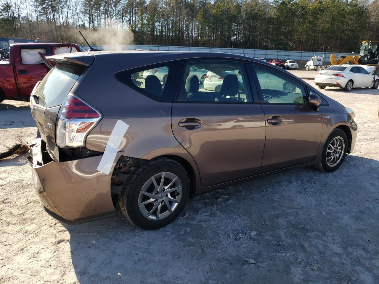 2015 TOYOTA PRIUS V - Image 3