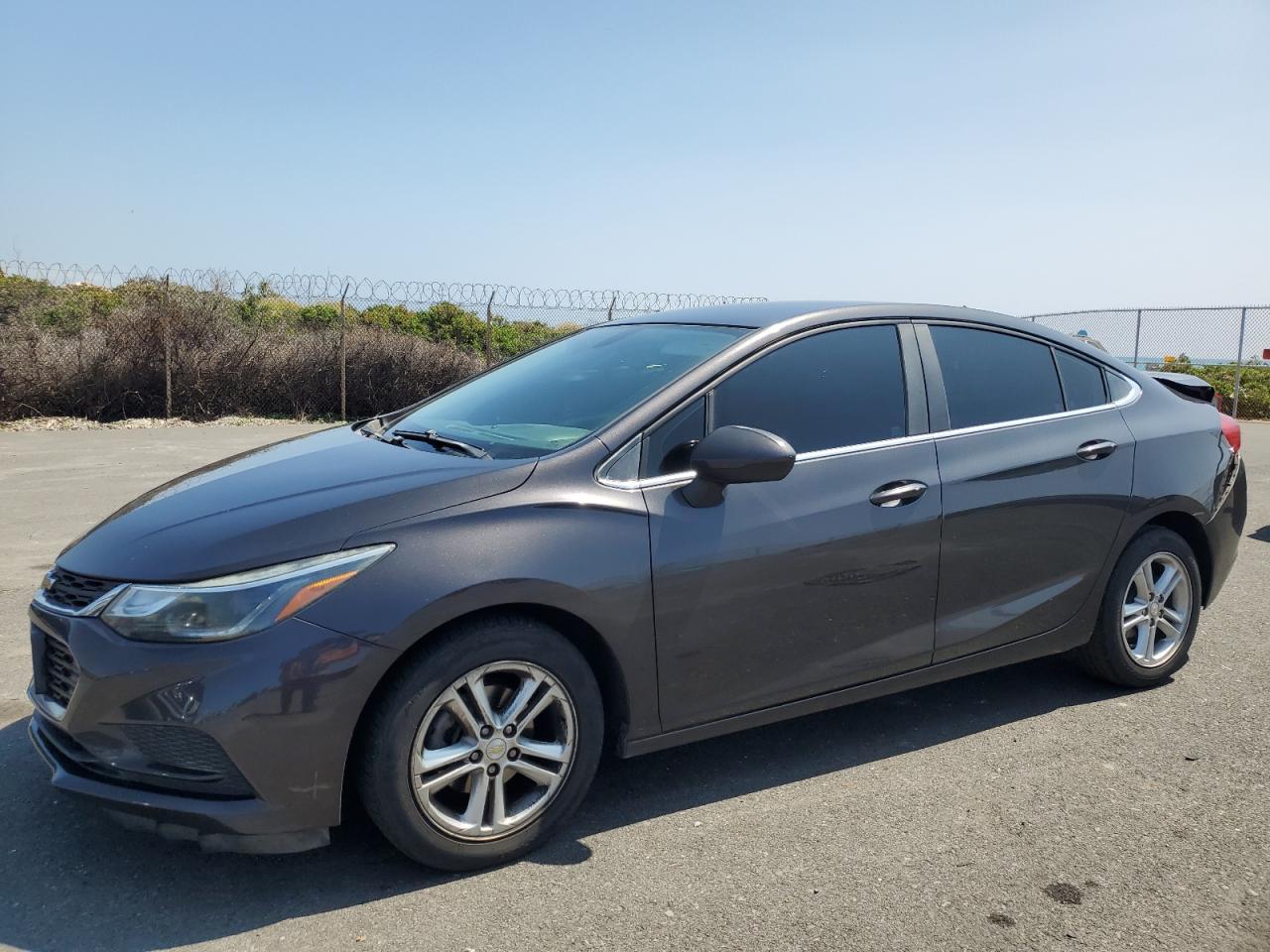2017 CHEVROLET CRUZE LT