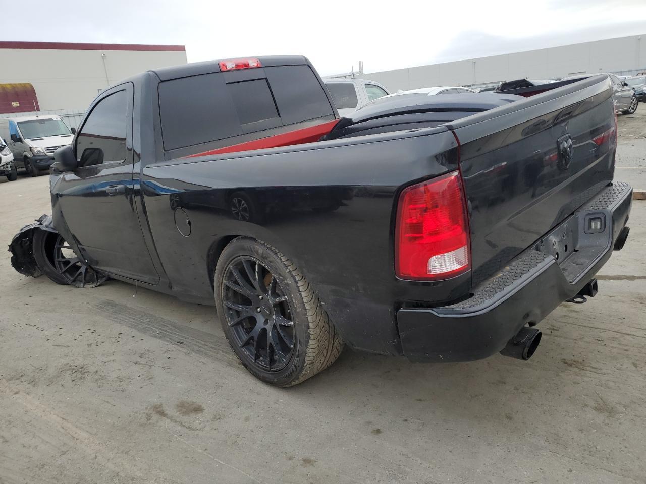2019 RAM 1500 CLASS - Фото 2