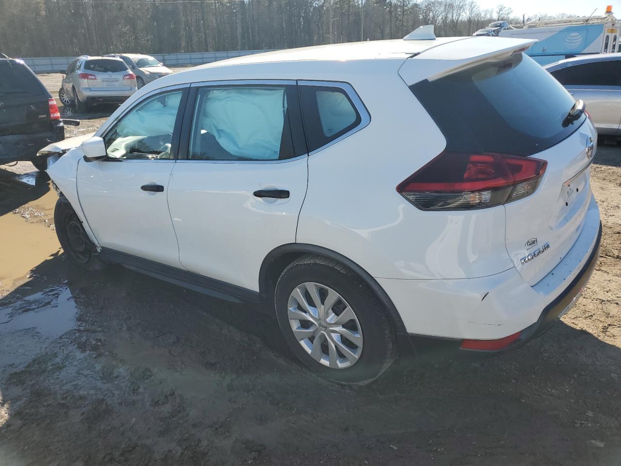 2018 NISSAN ROGUE S - Фото 2