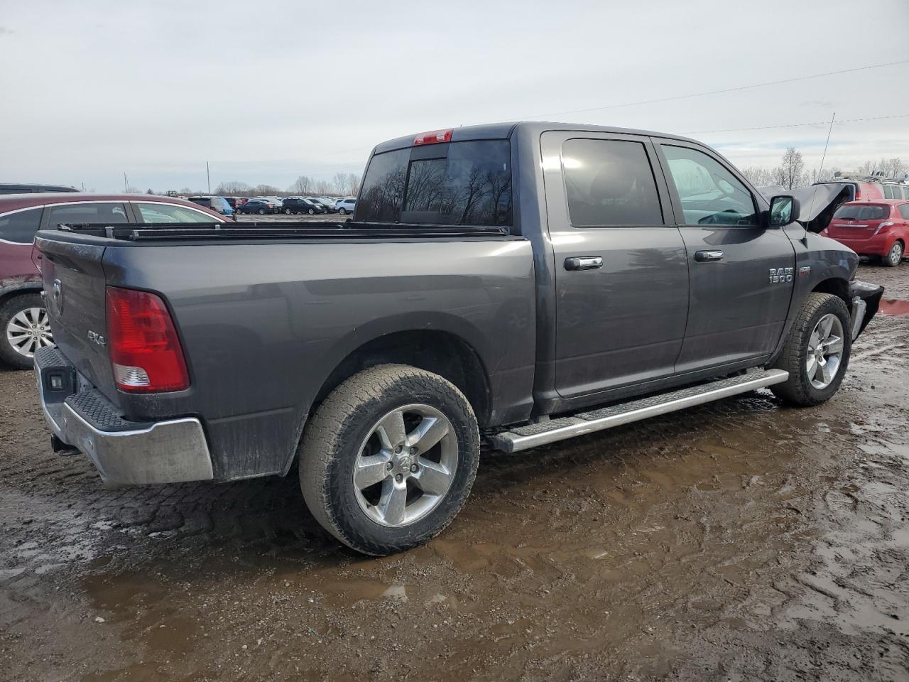 2017 RAM 1500 SLT - Image 3