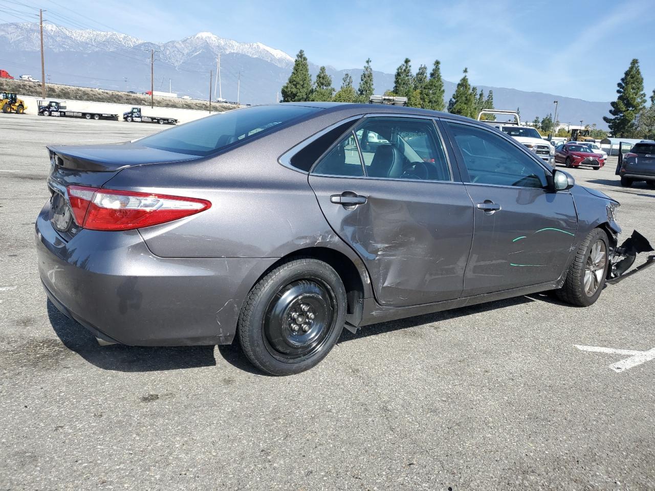 2017 TOYOTA CAMRY LE - Image 3