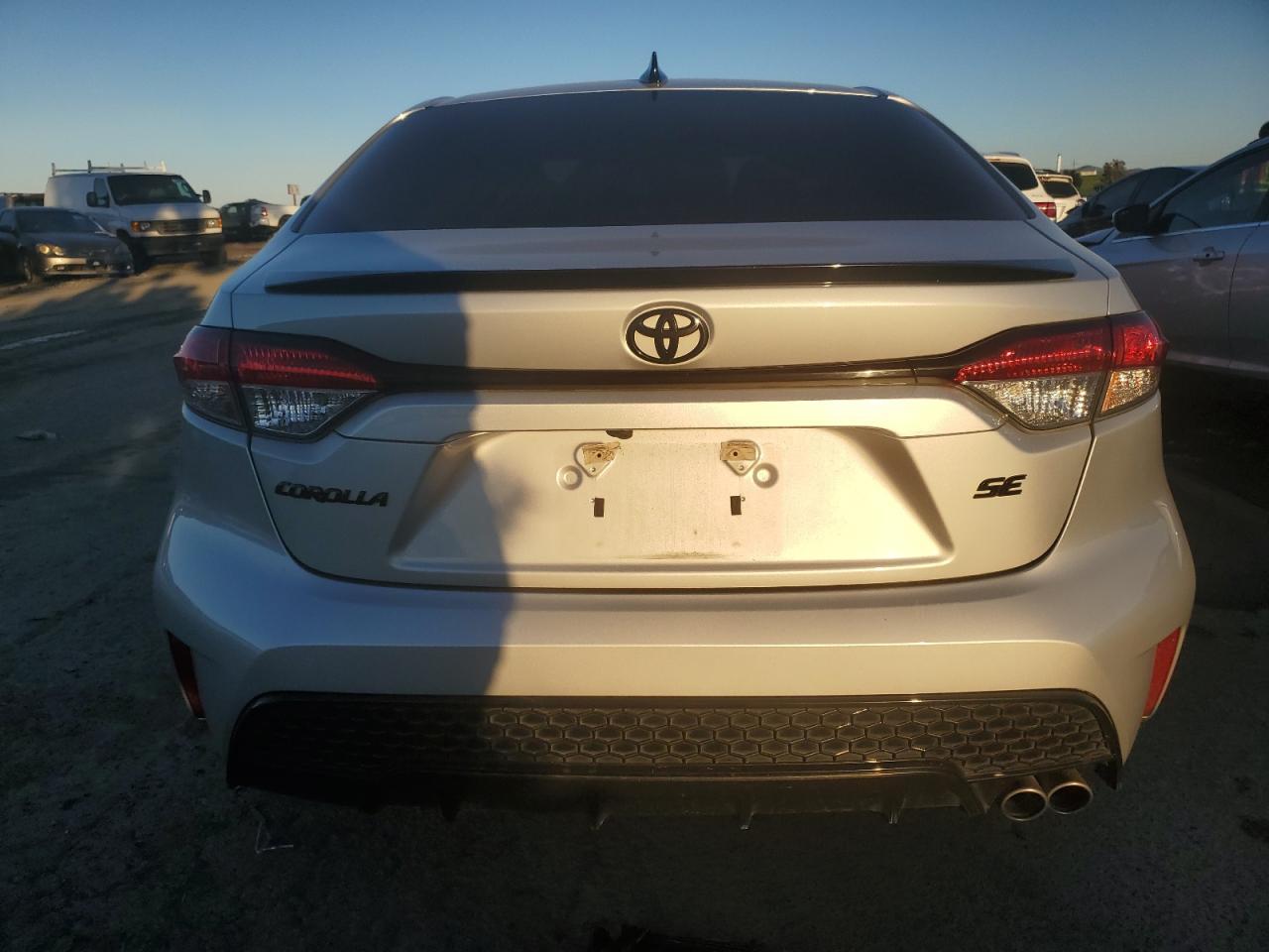 2020 TOYOTA COROLLA SE - Image 6