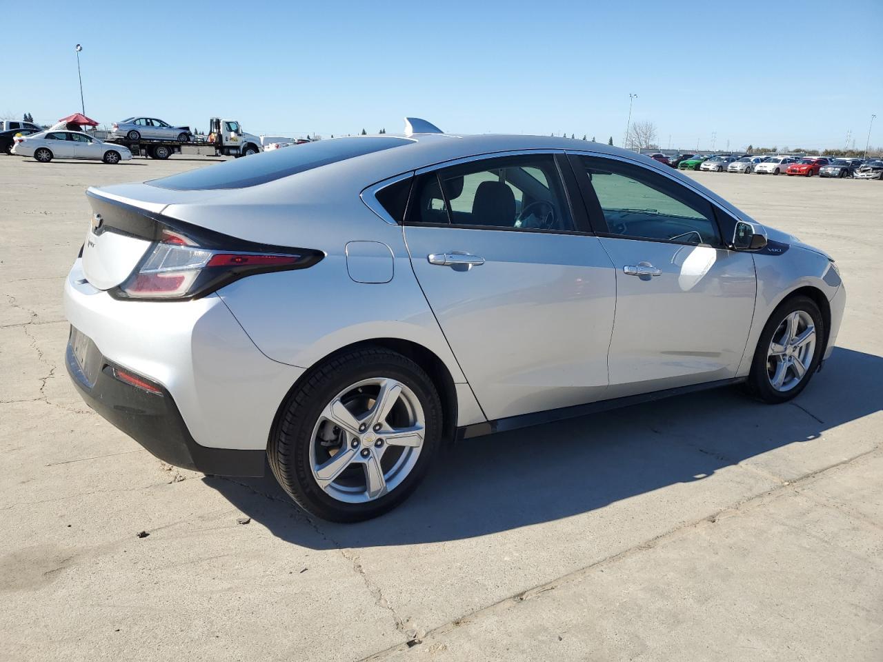 2017 CHEVROLET VOLT LT - Image 3