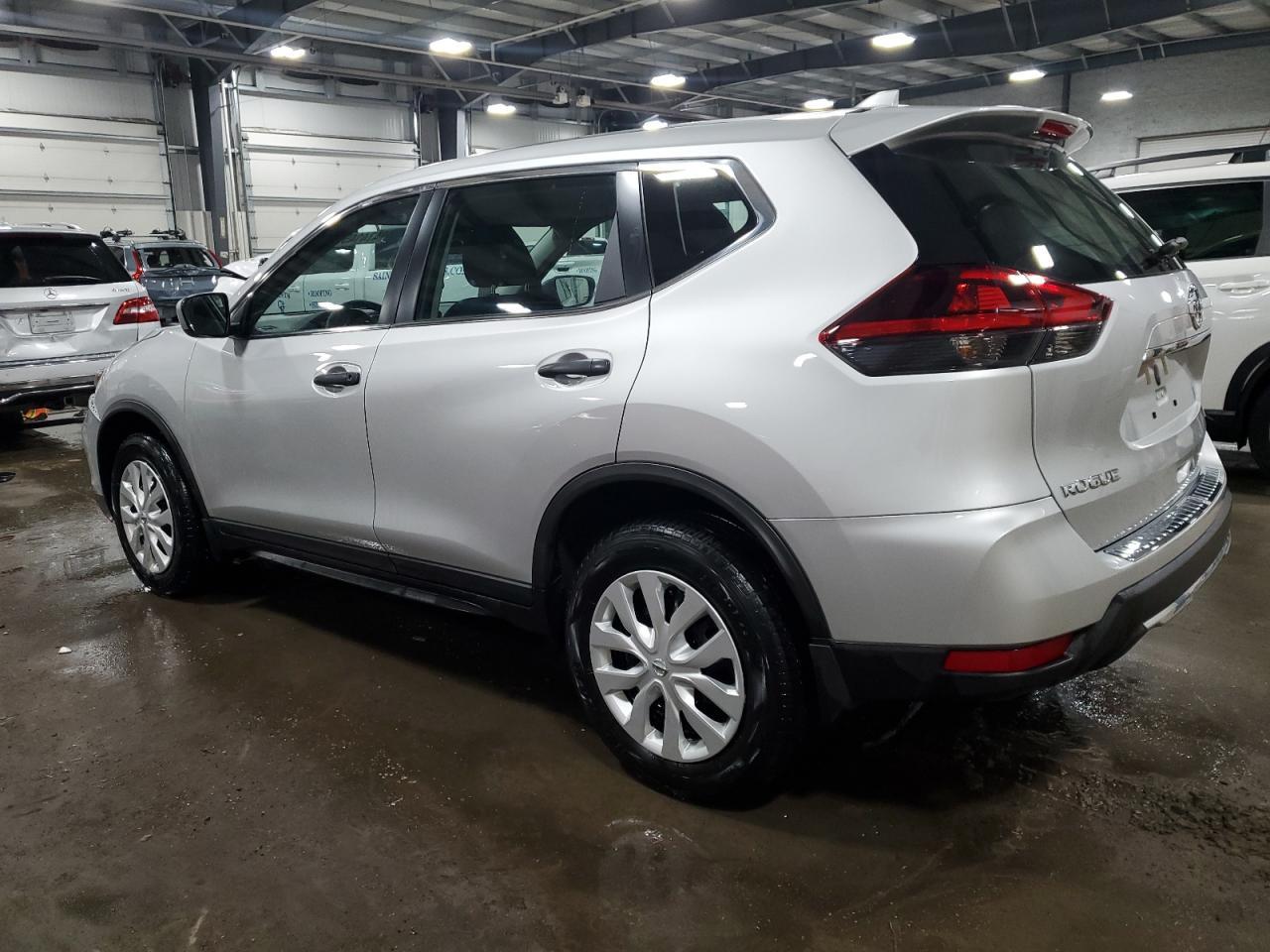 2018 NISSAN ROGUE S - Image 2