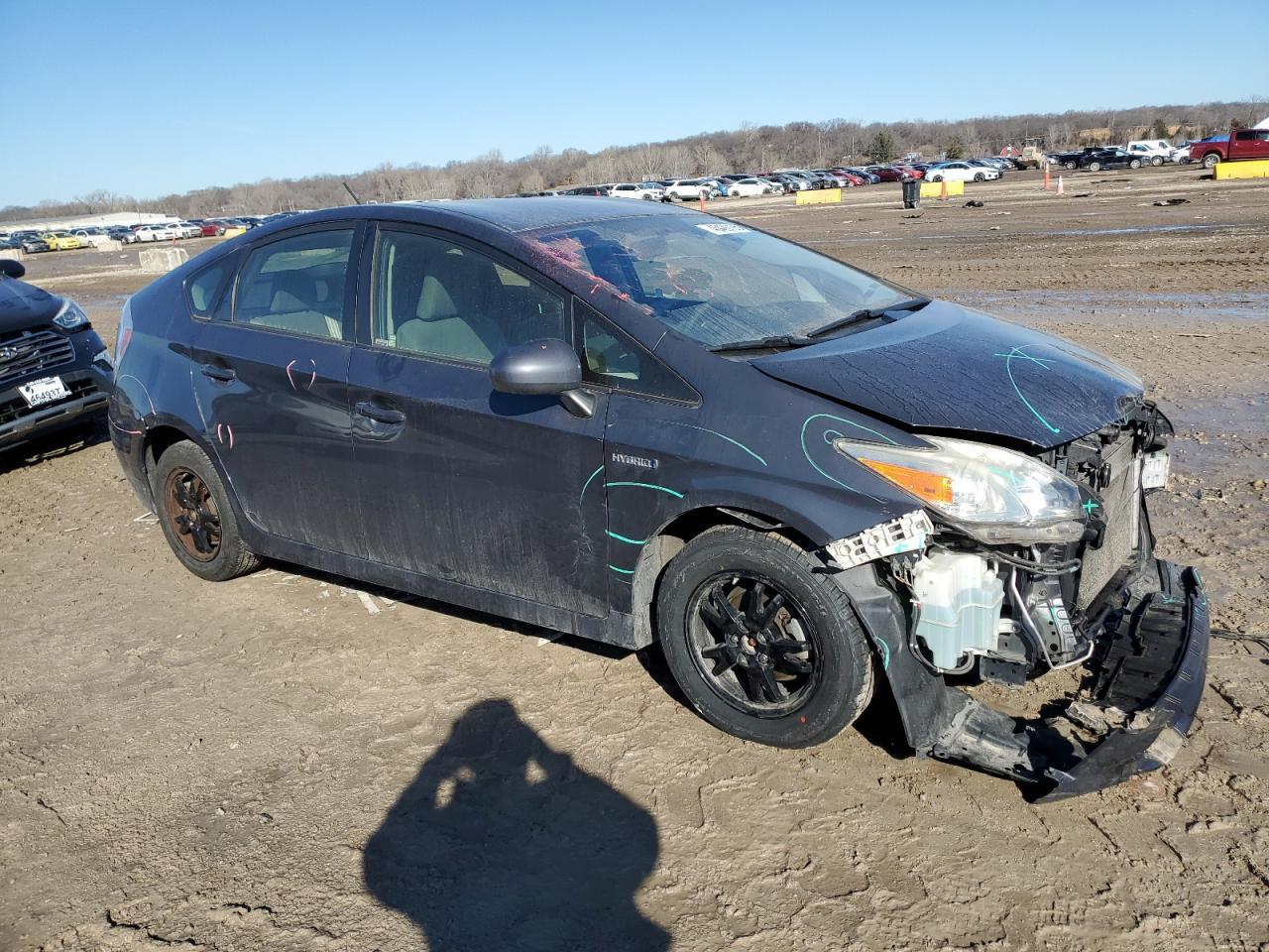 2015 TOYOTA PRIUS - Фото 4