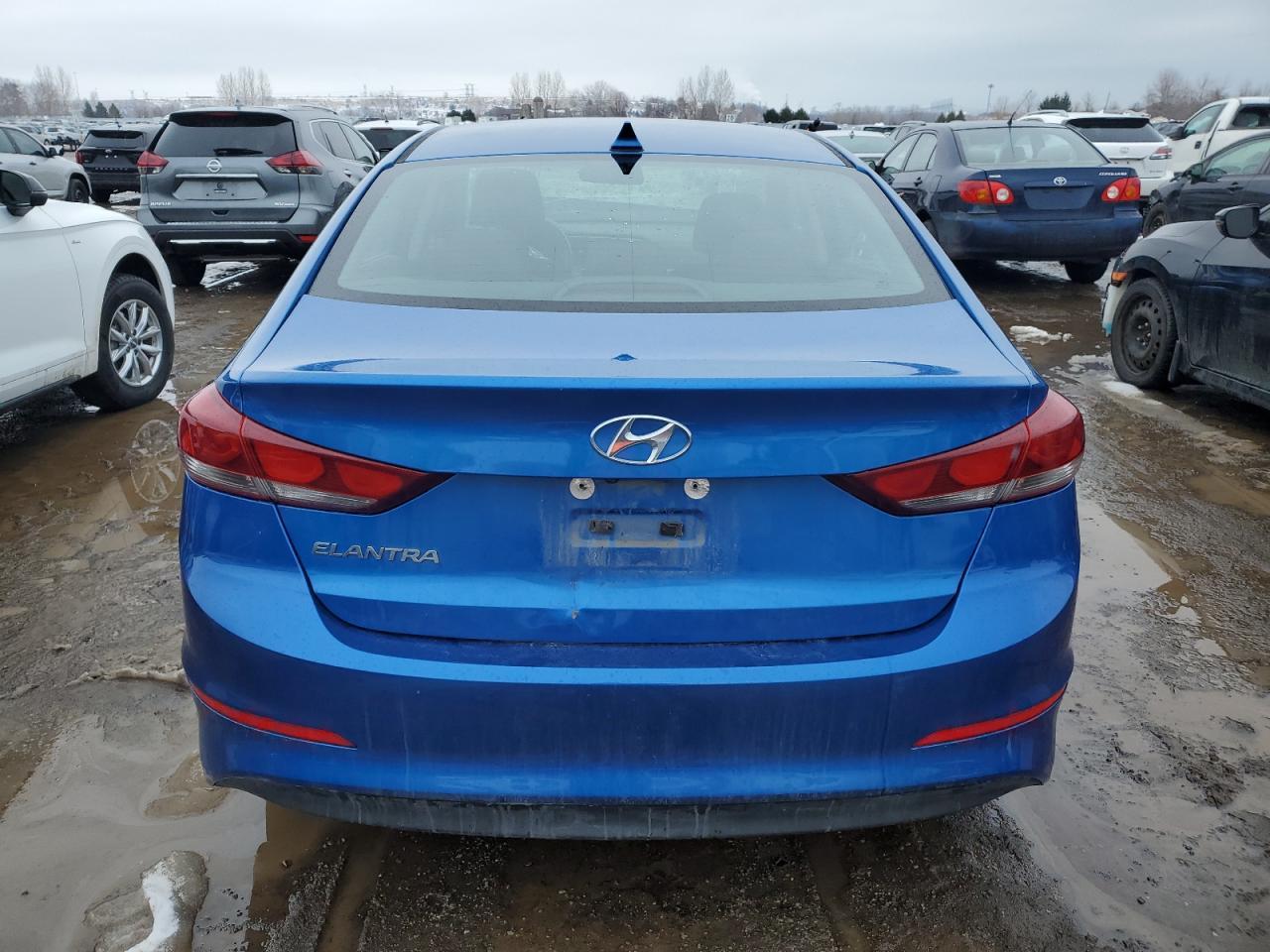 2018 HYUNDAI ELANTRA SE - Image 6