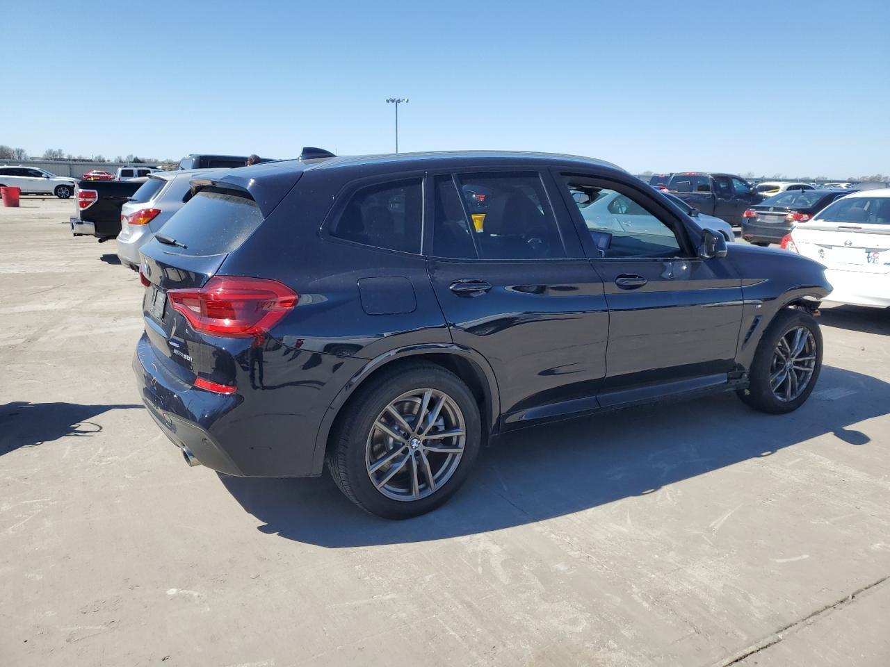 2019 BMW X3 XDRIVE3 - Image 3