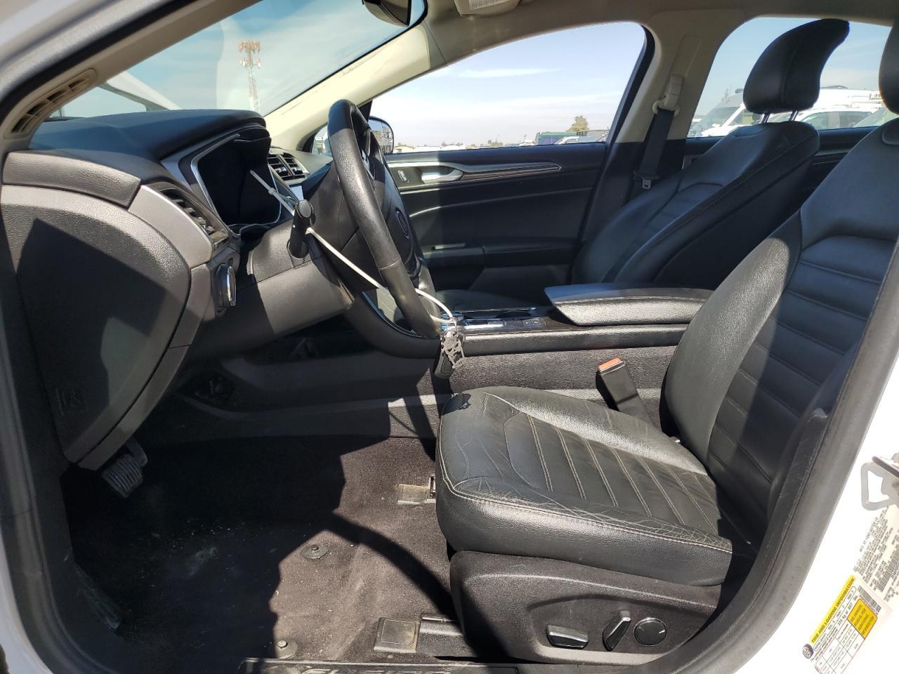 2017 FORD FUSION SE - Image 7