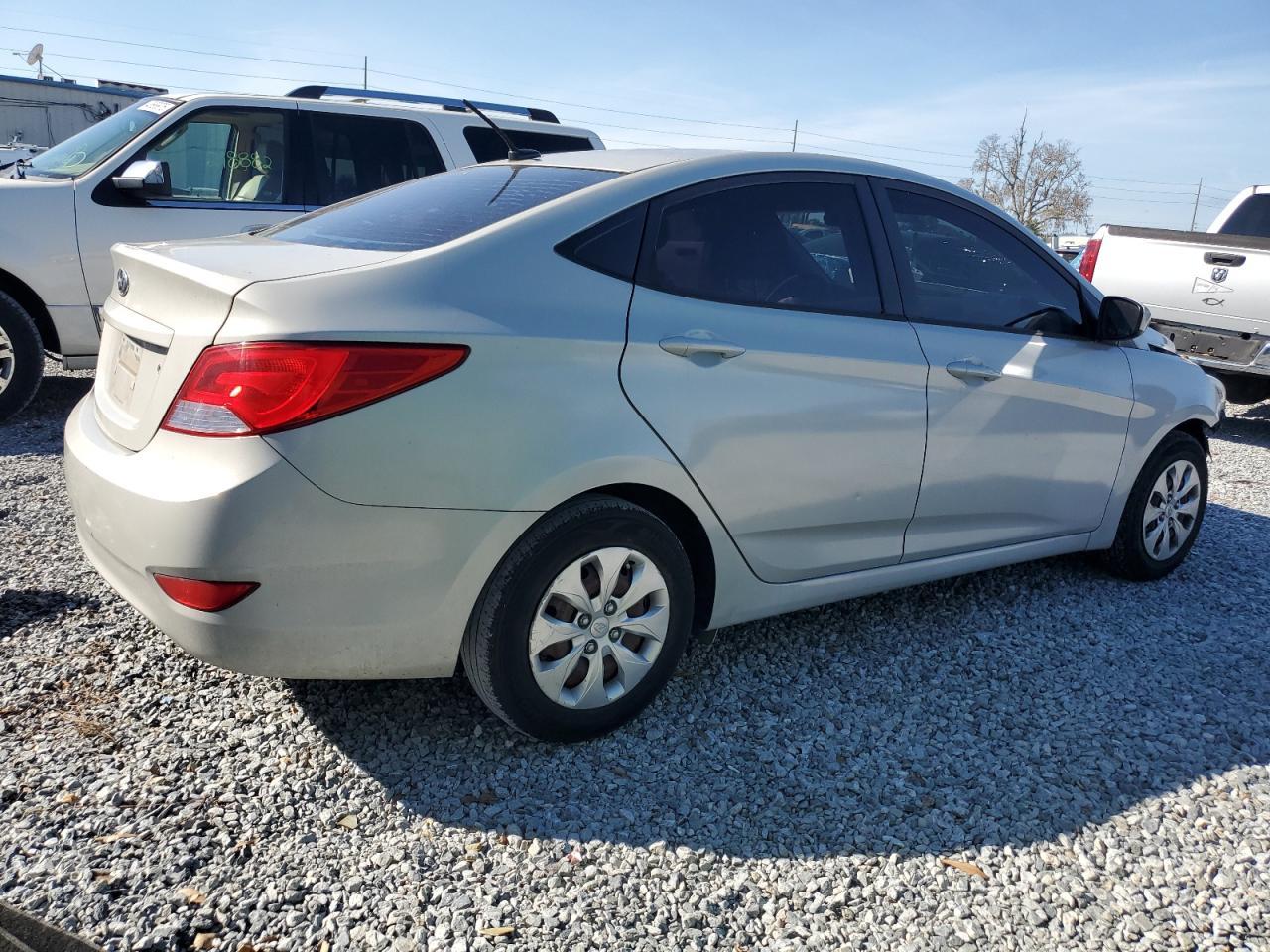 2016 HYUNDAI ACCENT SE - Фото 3