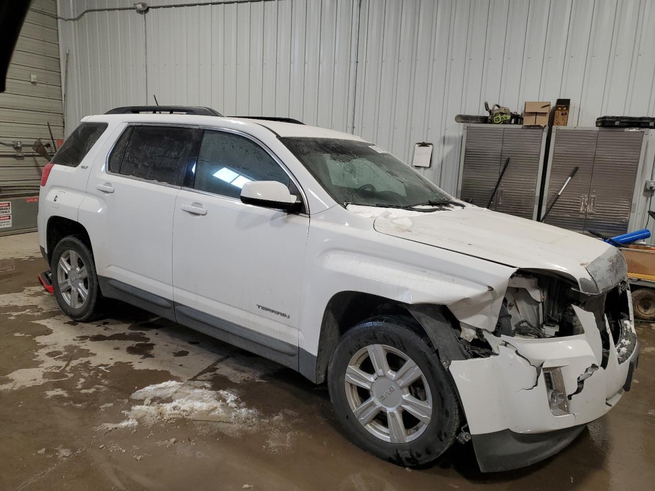 2014 GMC TERRAIN SL - Image 4