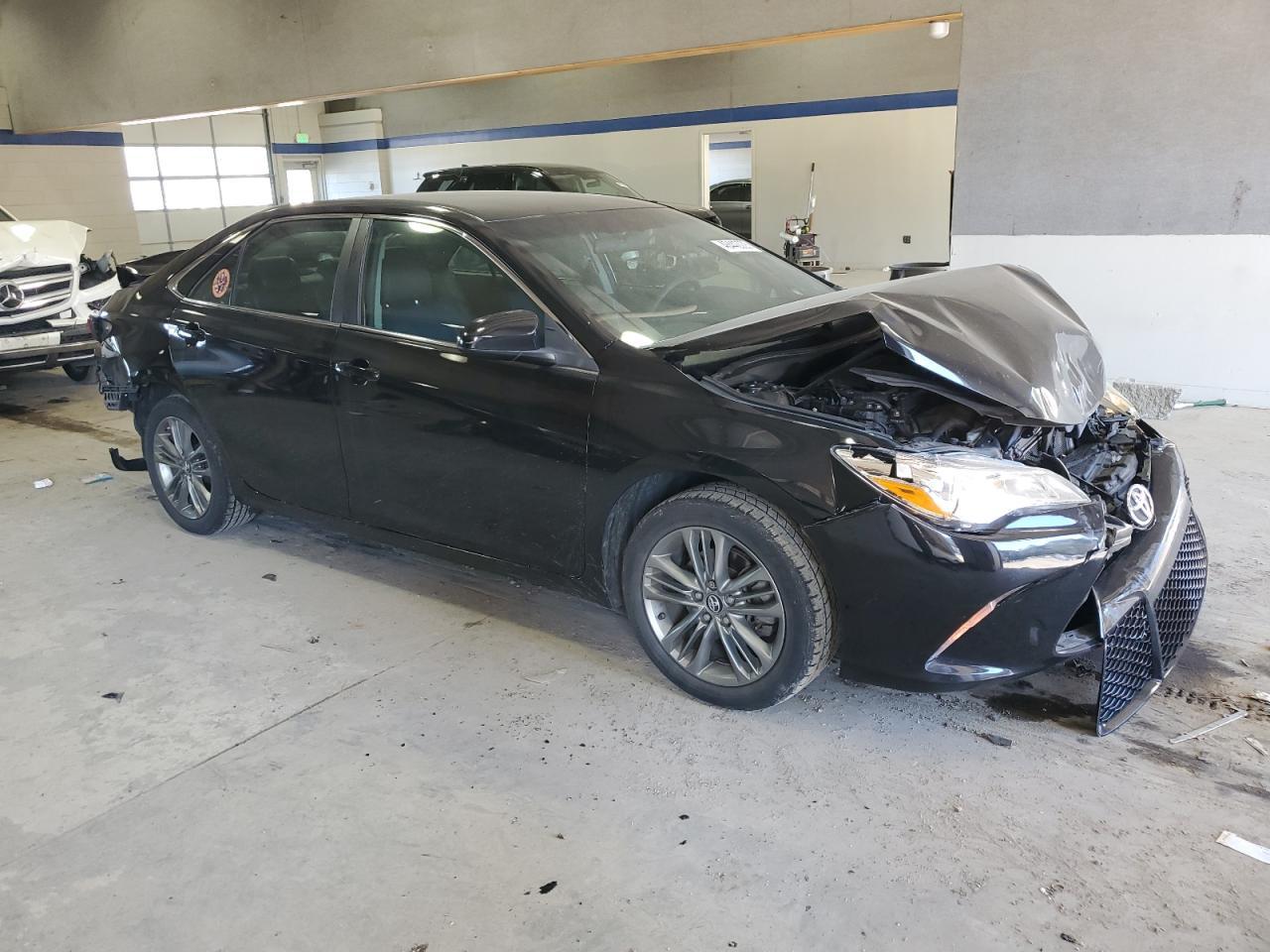 2016 TOYOTA CAMRY LE - Фото 4