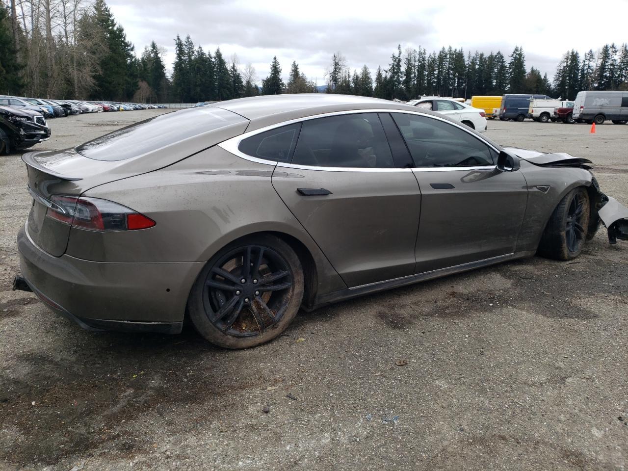 2015 TESLA MODEL S - Фото 3