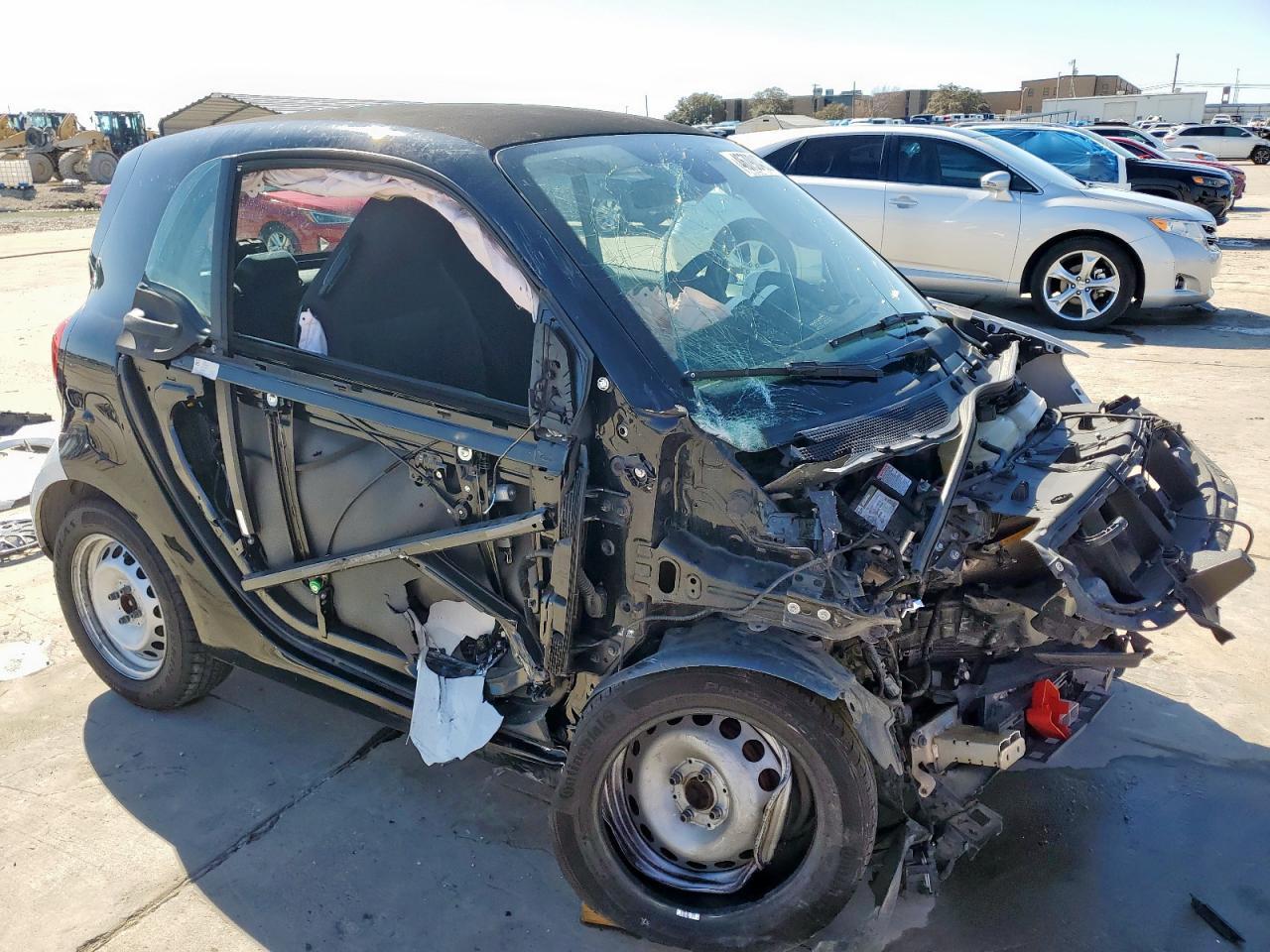 2017 SMART FORTWO - Image 4