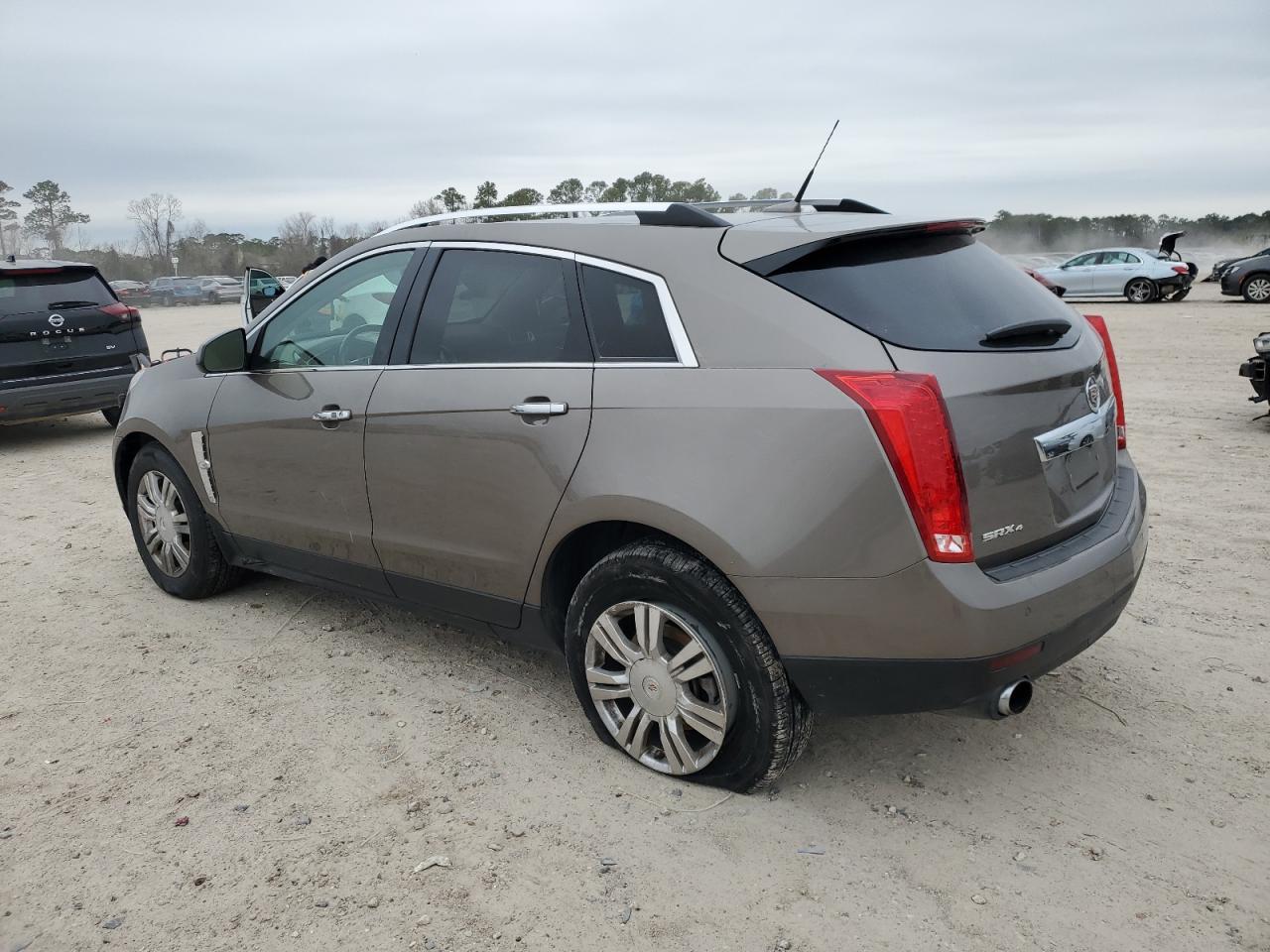 2011 CADILLAC SRX LUXURY - Image 2