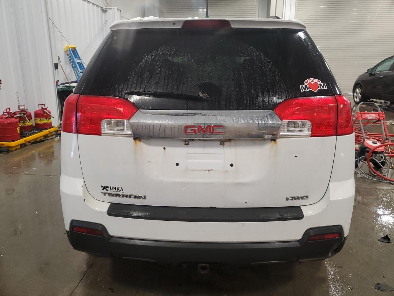2013 GMC TERRAIN SL - Image 6
