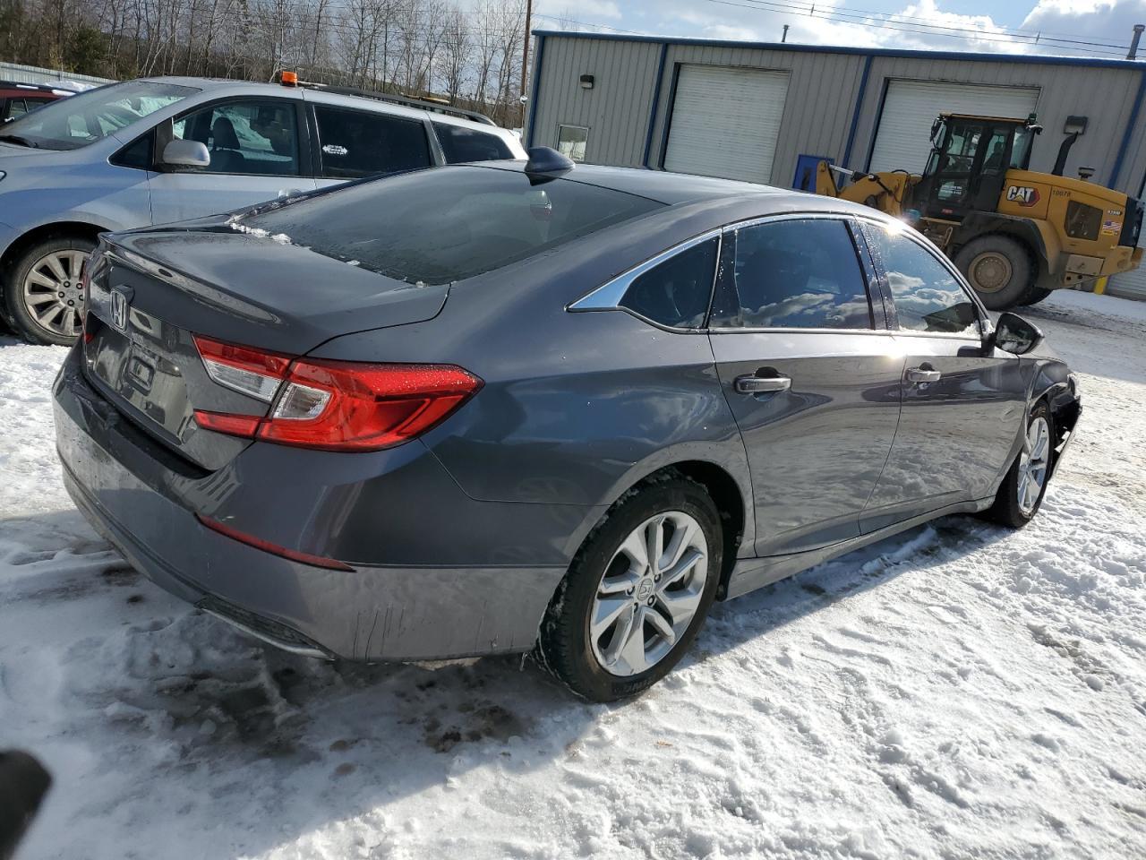 2018 HONDA ACCORD LX - Image 3
