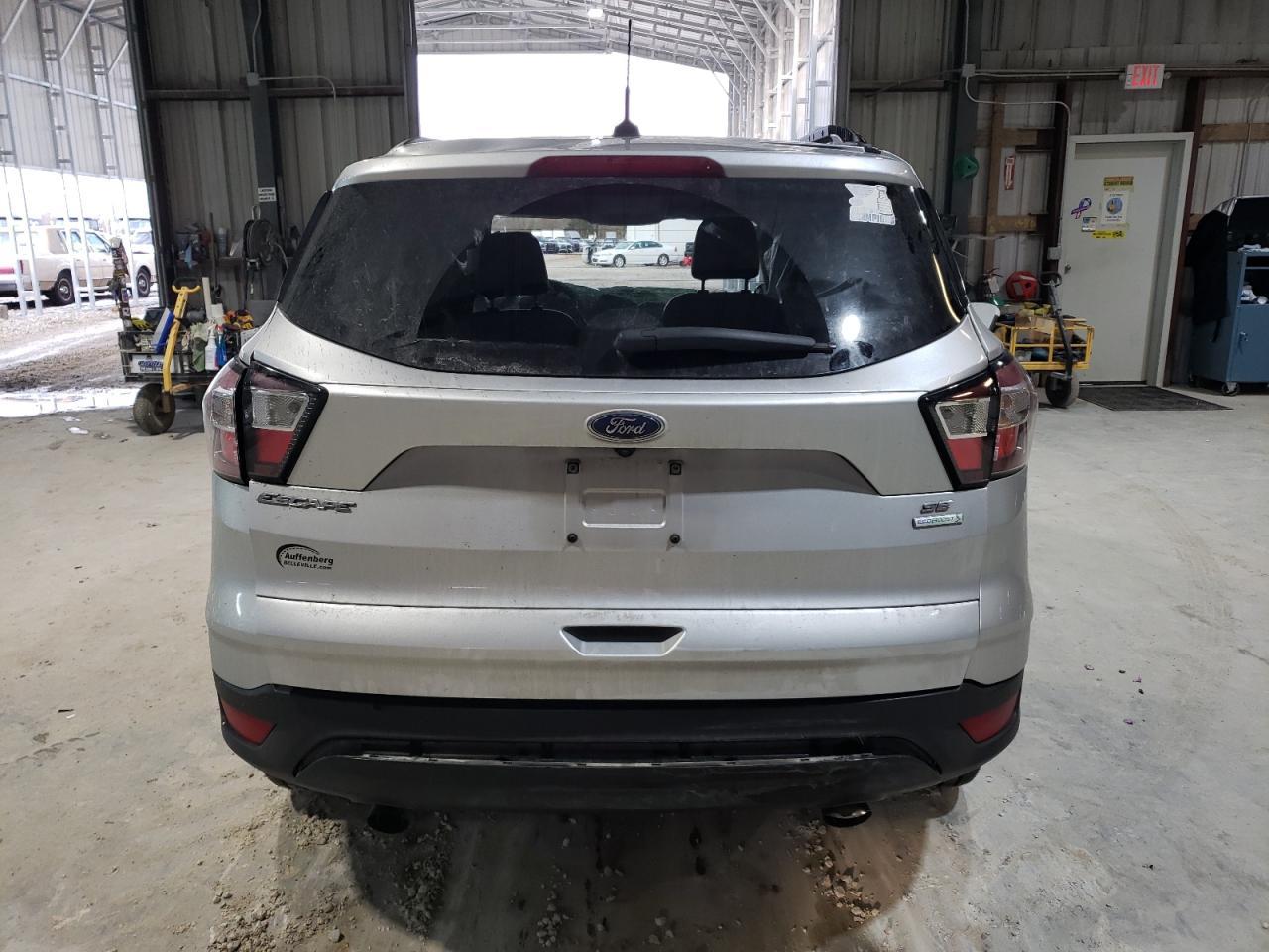 2017 FORD ESCAPE SE - Фото 6