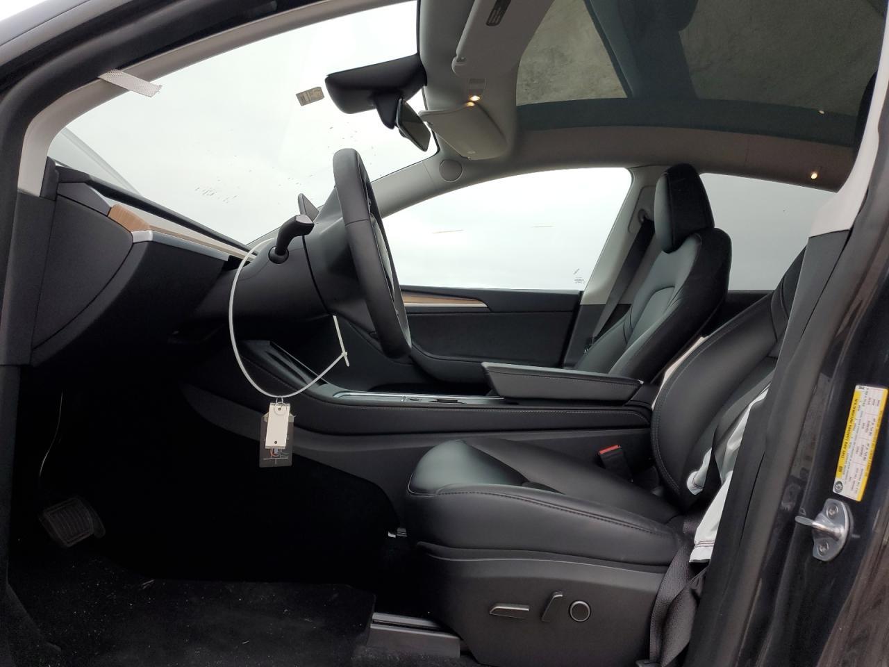 2024 TESLA MODEL Y - Image 7