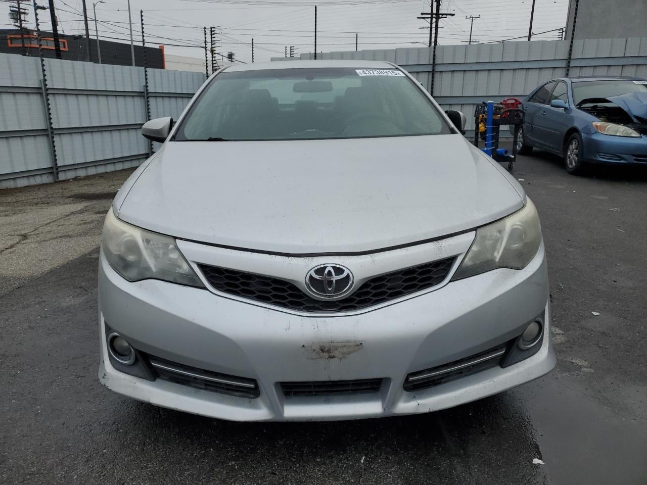 2014 TOYOTA CAMRY L - Фото 5