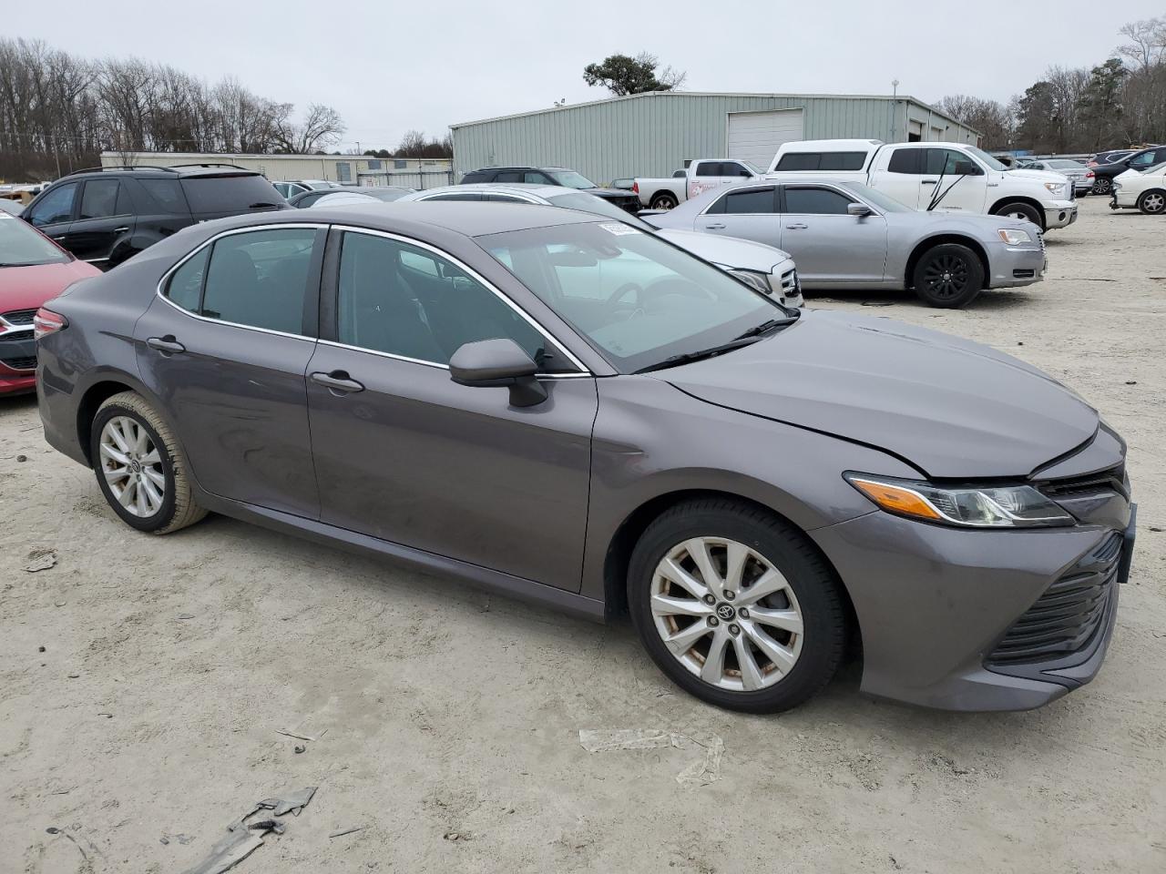 2019 TOYOTA CAMRY L - Фото 4