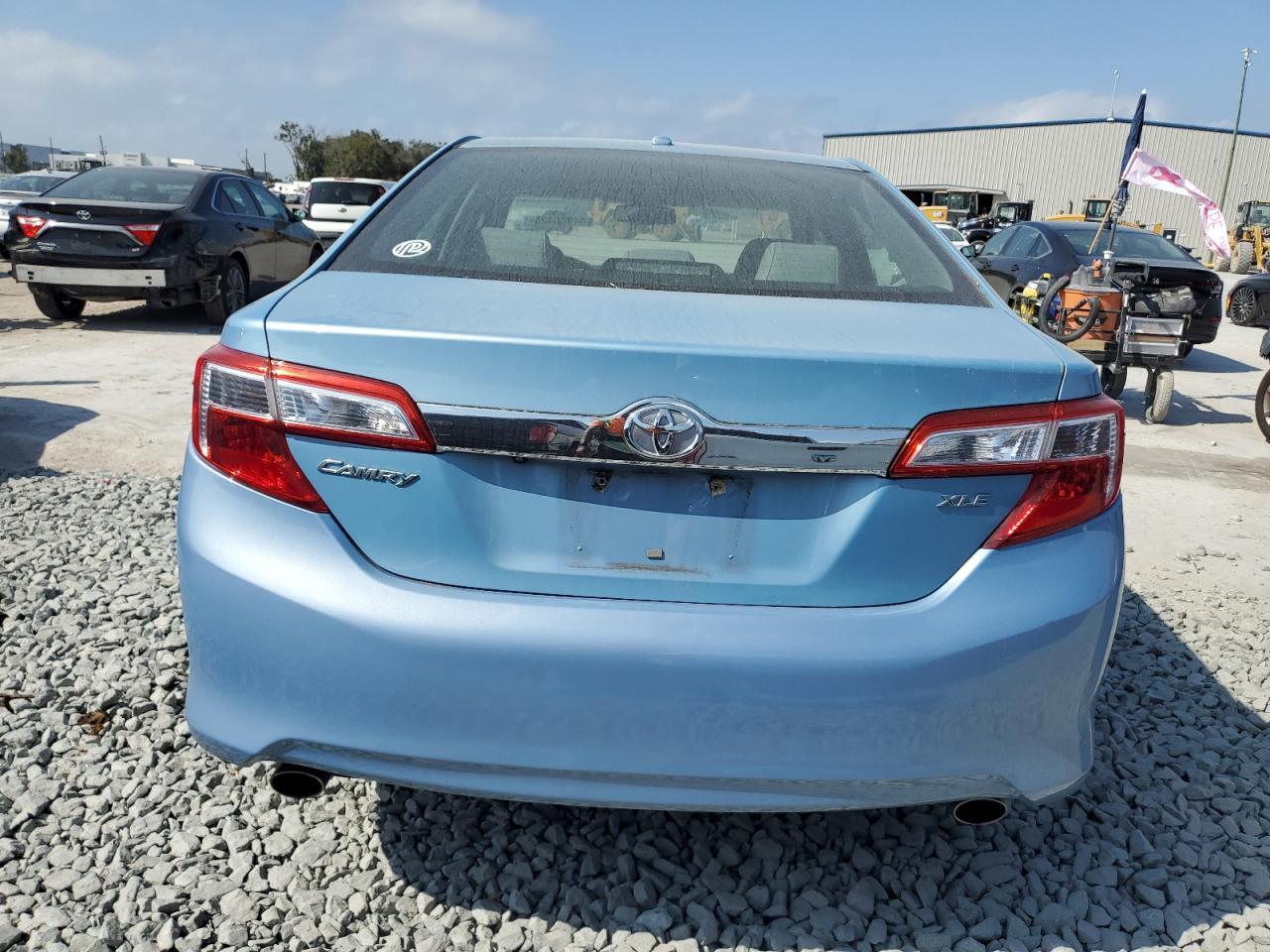 2012 TOYOTA CAMRY SE - Фото 6