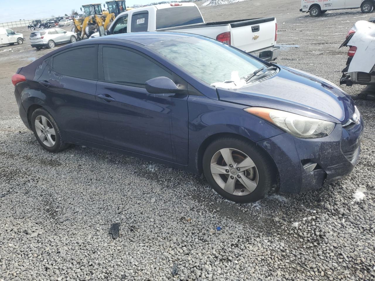 2013 HYUNDAI ELANTRA GL - Image 4