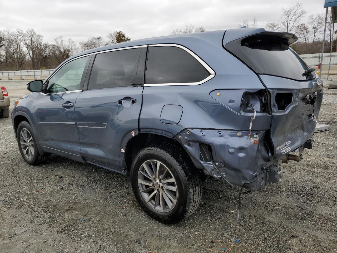 2018 TOYOTA HIGHLANDER - Image 2