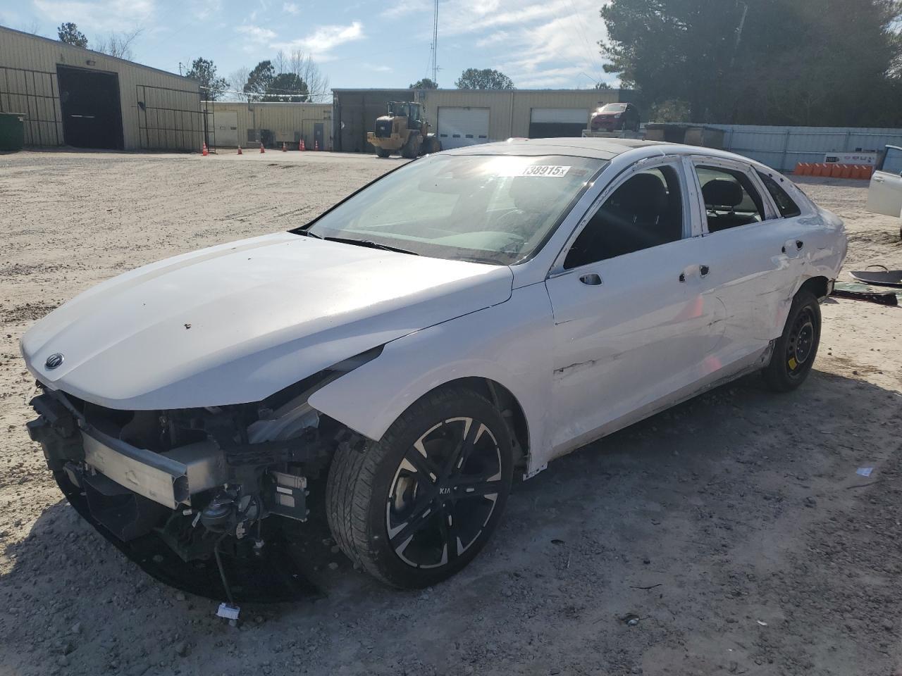 2021 KIA K5 GT LINE