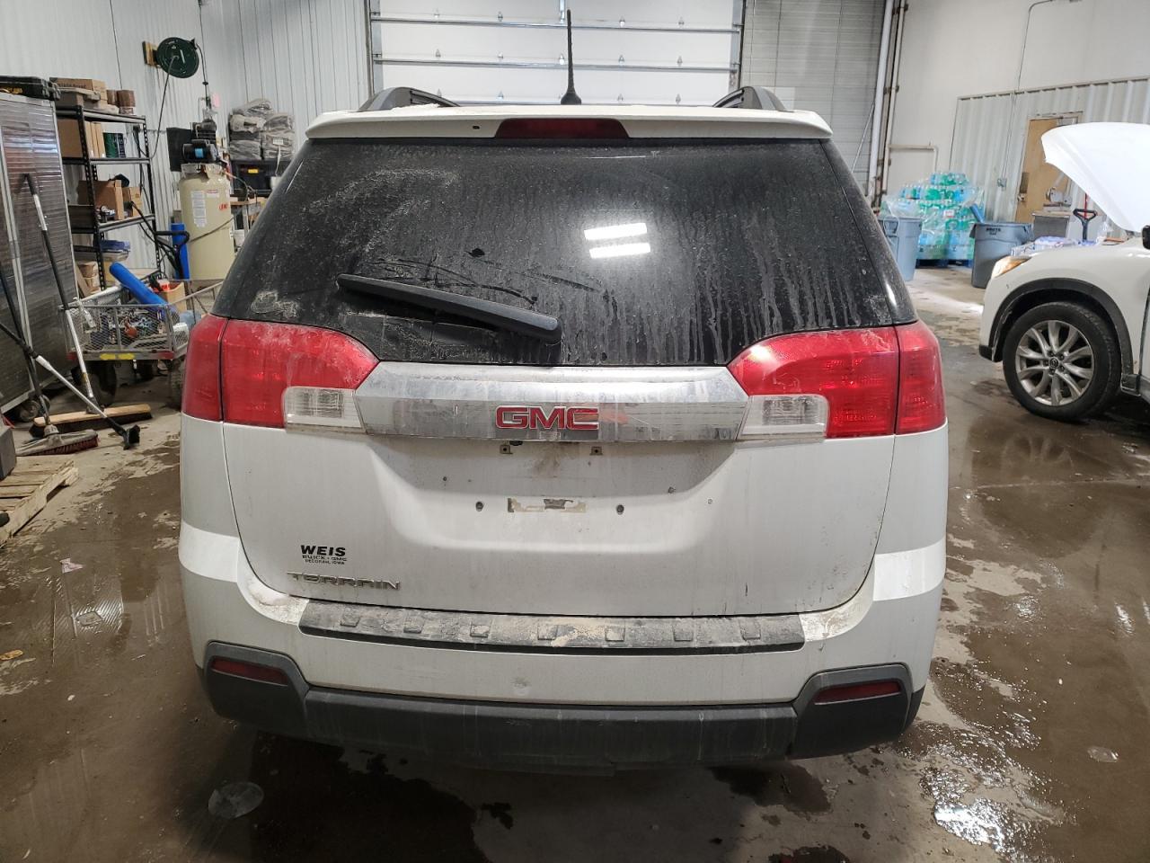 2014 GMC TERRAIN SL - Image 6
