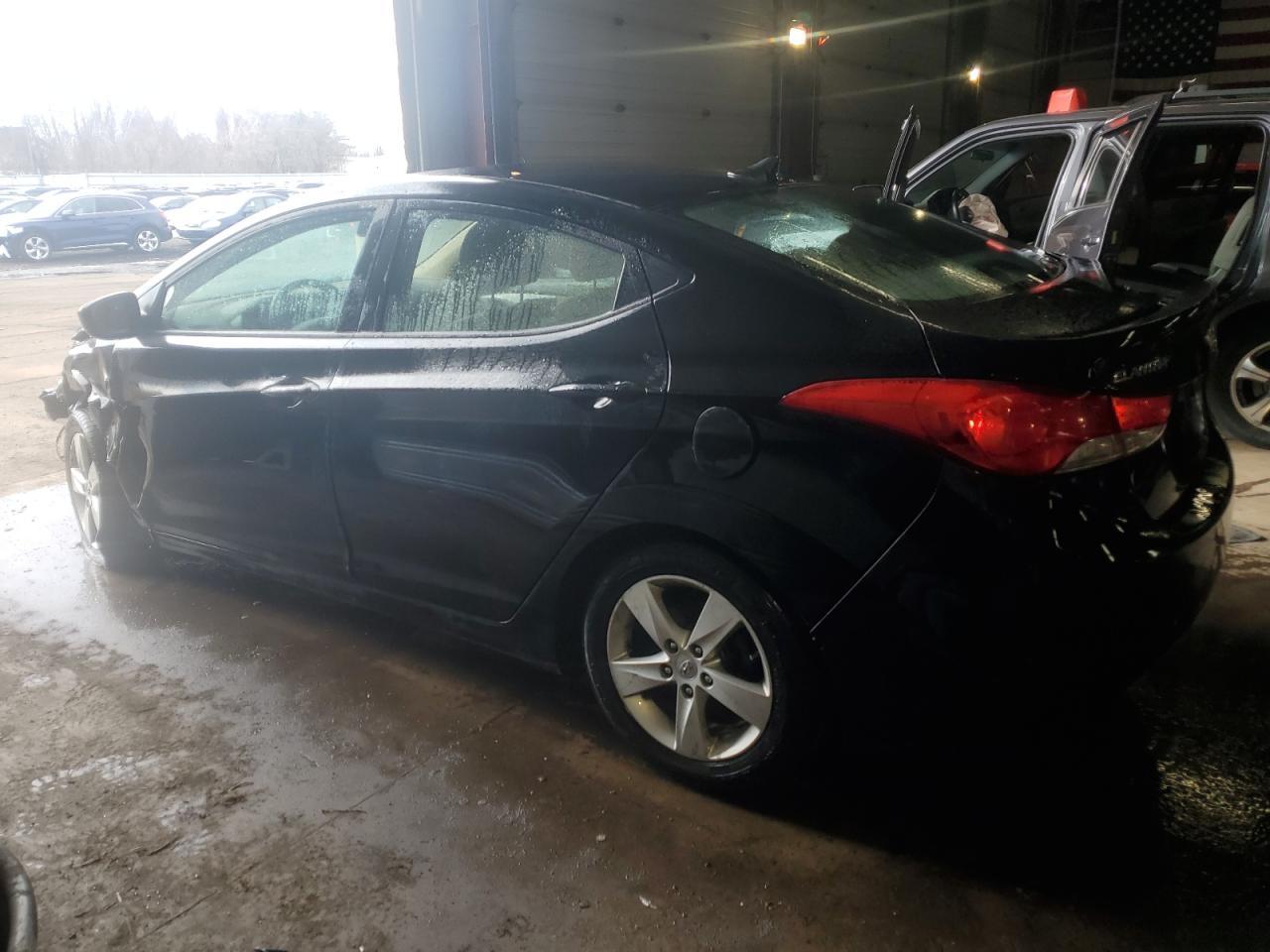 2011 HYUNDAI ELANTRA GL - Image 2