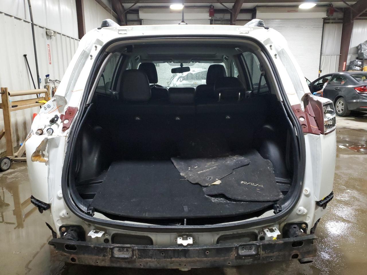 2015 TOYOTA RAV4 LIMIT - Фото 6