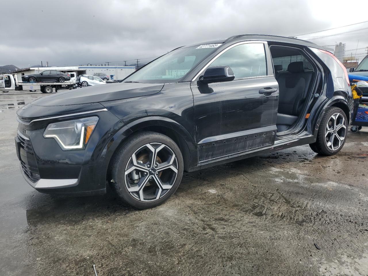 2023 KIA NIRO EX