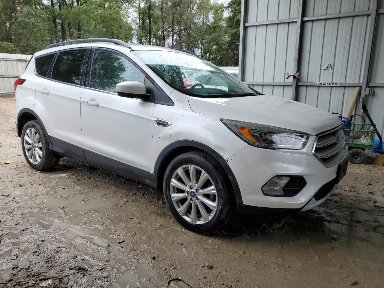 2019 FORD ESCAPE SEL - Image 4