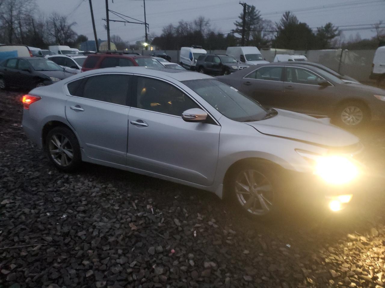 2013 NISSAN ALTIMA 2.5 - Фото 4