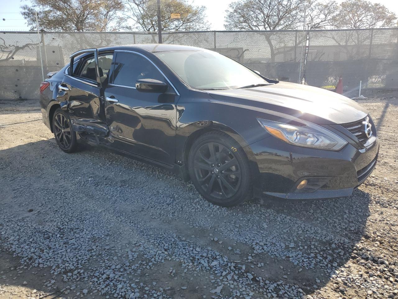 2018 NISSAN ALTIMA 2.5 - Фото 4