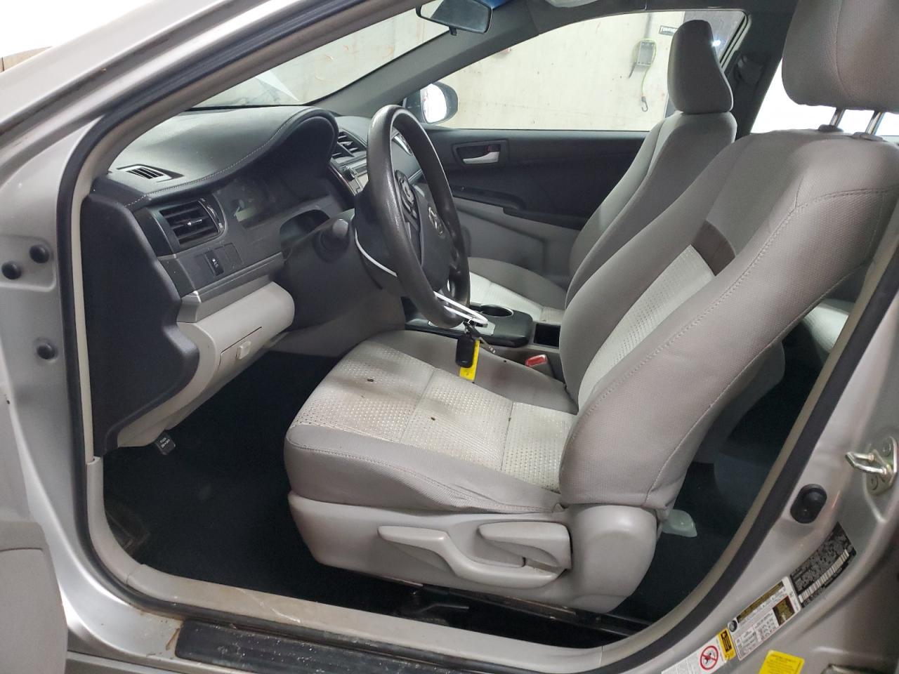 2014 TOYOTA CAMRY L - Image 7