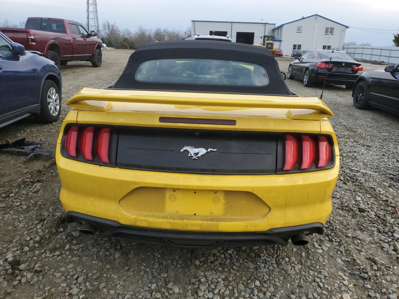 2018 FORD MUSTANG - Фото 6