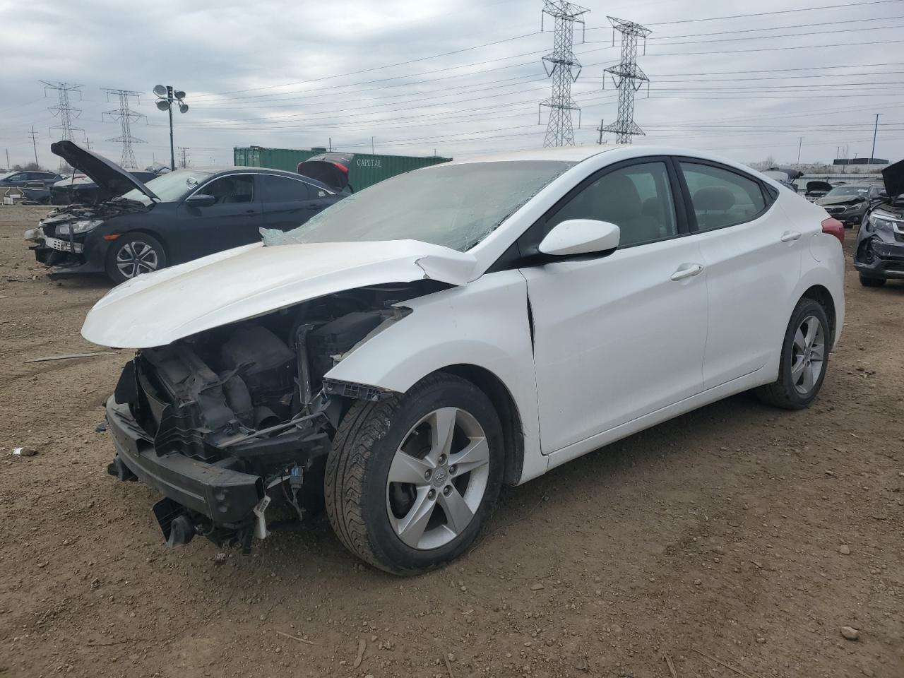 2013 HYUNDAI ELANTRA GL